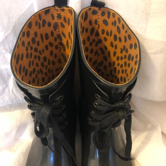 Women Black Mid-Calf Rubber Boots - Wellies - Picture 5 of 16